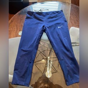 nike dri fit leggings cropped